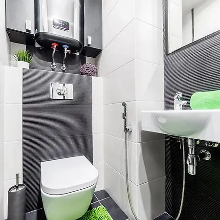 Hi-tech Mgapartments *