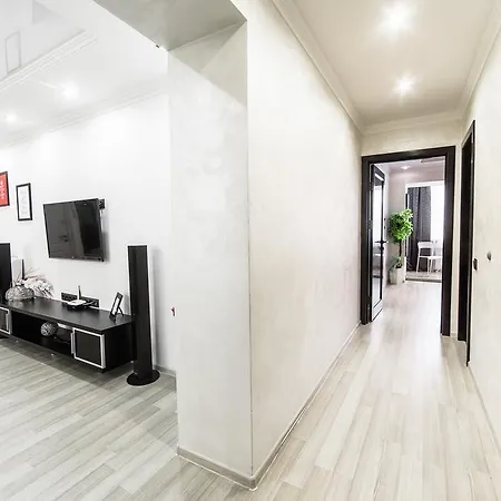 Hi-tech Mgapartments * Minsk