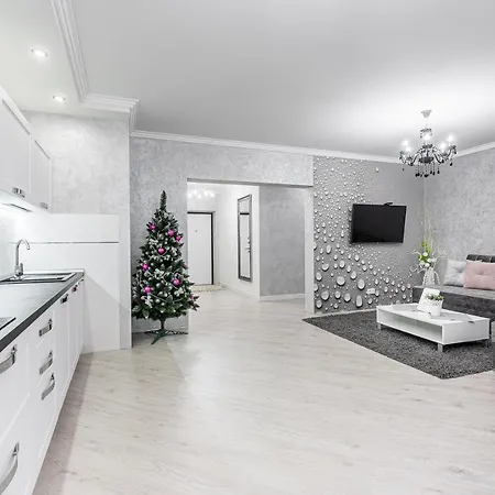 Hi-tech Mgapartments * Minsk